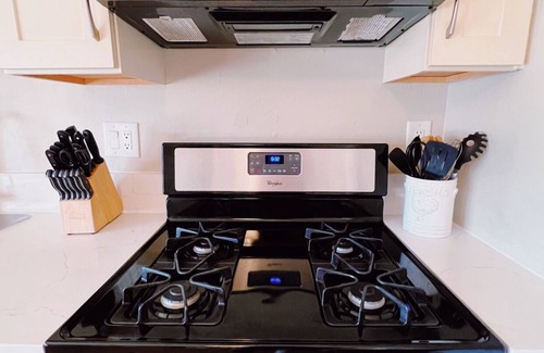 Ventura Apartment | Ventura 1Bedroom Cottage Hillside