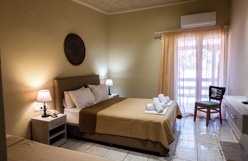 Nea Styra Hotel | VENUS BEACH HOTEL