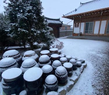 Gyeongju House | Verbena Hanok