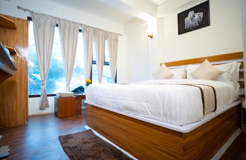 Lachung Hotel | Verdant The Lush Gateway