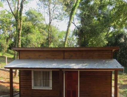 Leandro N. Alem House | VerdeMonte - Cabaña Anchico