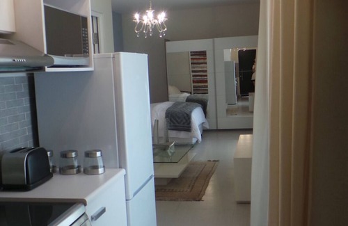 Greater Johannesburg Metropolitan Area Apartment | Verdi Apartments - executive living space