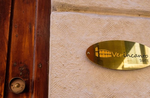 Verona City Centre Apartment | Verincanto Suite In old Verona Downtown