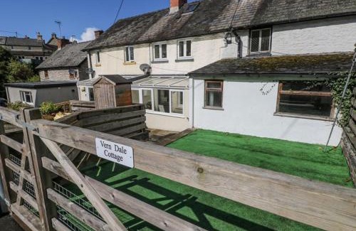 Erwood House | Vern Dale Cottage, Erwood, River Wye, Builth Wells