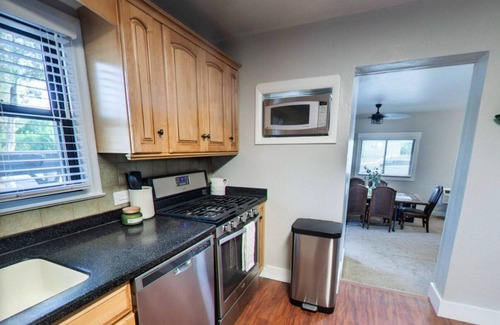 Vernal House | Vernal Sport Court Base Camp