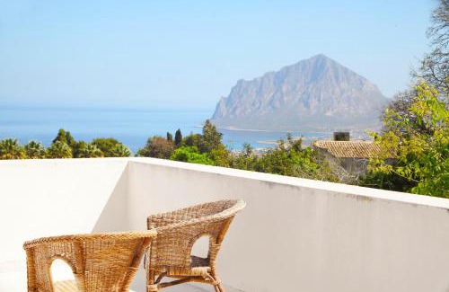 Valderice House | VersoMare room & suite