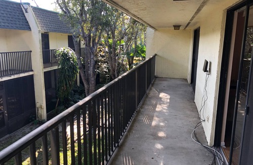 Deerfield Beach Condo | Very Comfortable Condo In Quiet Community