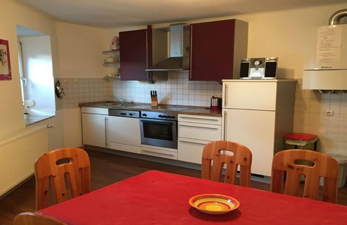 Alt-Kurenz Apartment | Very nice apartment with balcony overlooking the greenery