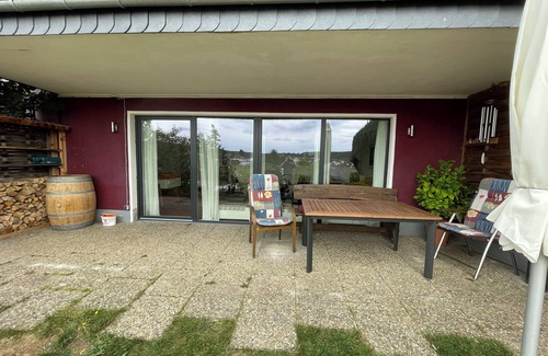 Wehrheim Apartment | Very quiet and spacious vacation apartment with wood-burning stove near Frankfurt/M