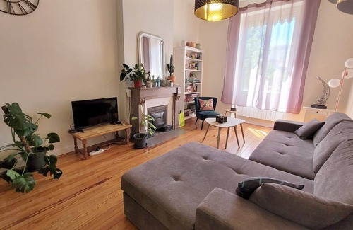 Part Dieu - Bir Hakeim Apartment | Very QUIET apartment at the foot of the GARIBALDI metro