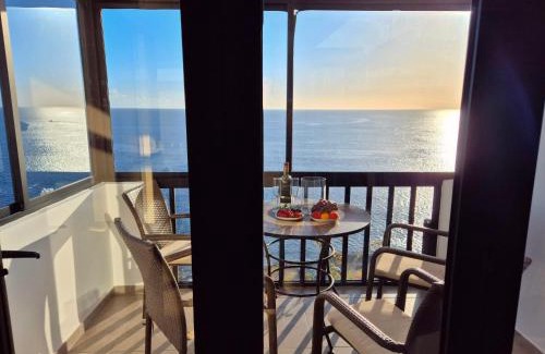Patalavaca Apartment | Very Romantic Seaview Apartment Patalavaca Mogán with Warm Pool