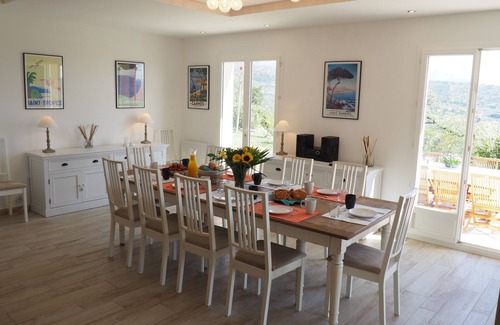 Fayence Villa | Very Spacious Villa With Stunning Views, Heated Pool and Air Conditionning