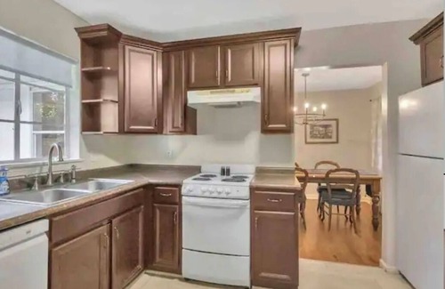 Vestavia Hills House | Vestavia Cottage-Cozy 2/1