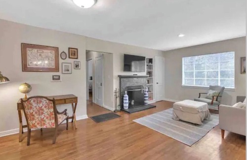 Vestavia Hills House | Vestavia Cottage-Cozy 2/1