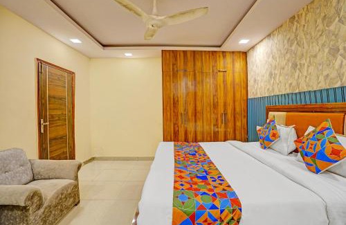Vasundhara Hotel | Via Angel Pink Residency