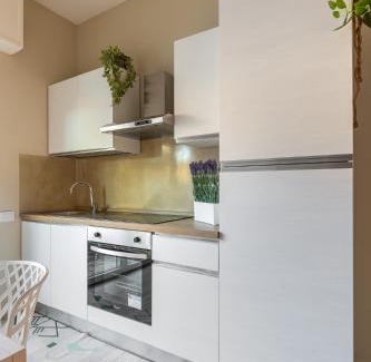 Pinarella Apartment | Via Giunone 1A Trilo