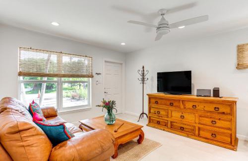 Juno Beach House | Vibrant North Palm Beach Home about 2 Mi to Beach!