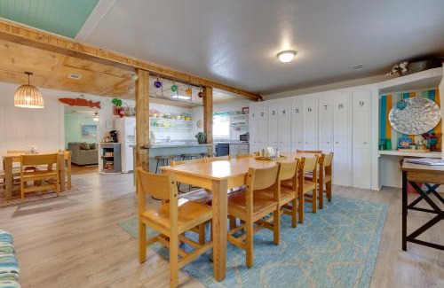 Pass Christian House | Vibrant Pass Christian Oasis - 3 Blocks to Beach!