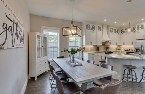 Rowlett House | Vibrant Texas Escape | 5BR, Pool & Hot Tub