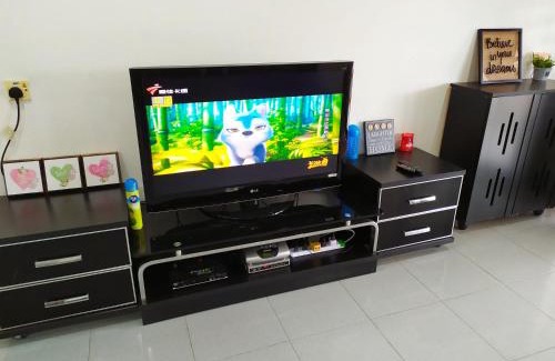 Sibu House | Victoria Homestay Sibu - Next to Shopping Complex & Large Car Park Area with Autogate