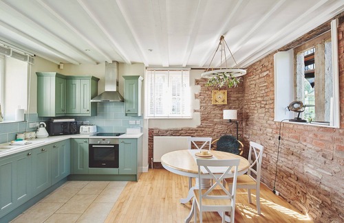 Leominster Apartment | Victoria Lodge - Luxury Cottages