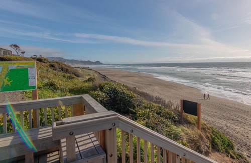 Lincoln Beach House | Victoria's Cottage