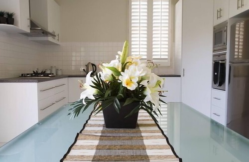 Geelong House | Victorian house renovated with modern flair located in the heart of Geelong