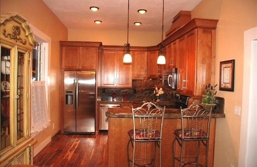 Pacific Grove House | Victorian Penthouse right in the heart of downtown and close to the beach