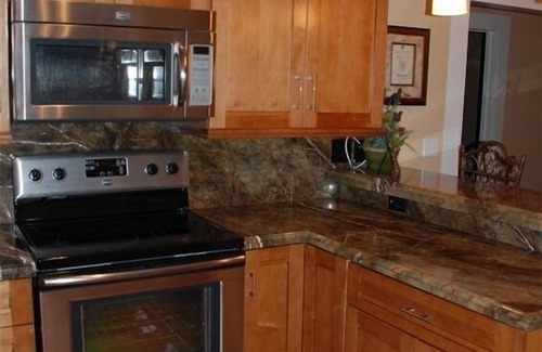 Pacific Grove House | Victorian Penthouse right in the heart of downtown and close to the beach