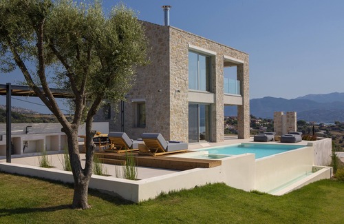 Spanokhorion Villa | VIENTO VILLAS 1 luxury villa majestic sunsets sea views near Lefkada town center