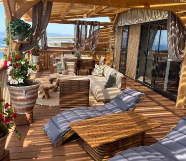 Le Dramont Other | View and Dream