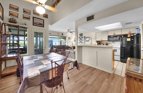 Port Isabel House | Views of Space X - Heron's Sea Cottage and just minutes from South Padre Island #1040