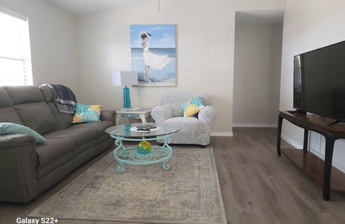 Palmetto House | Views of the Manatee. Close to dining and Downtown Bradenton.