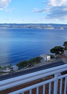 Dugi Rat Apartment | Vikula