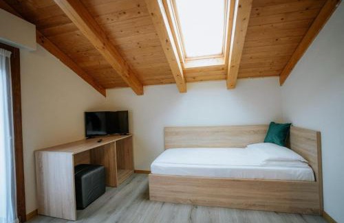 Borsa Villa | Vila Kony