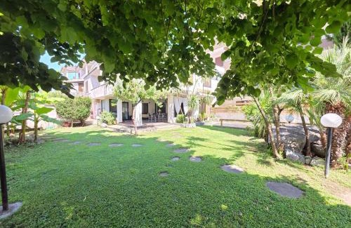 Pagani Villa | Villa Donna Rosa