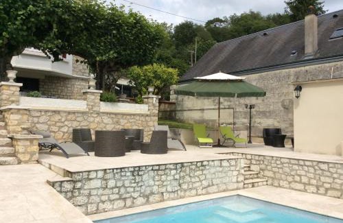 Bourre Villa | Villa élégante à Bourré + piscine