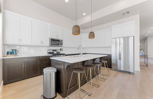 Bloomington Condo | Villa #02 at Bloomington Country Club: Pool, Golf, Restaurant