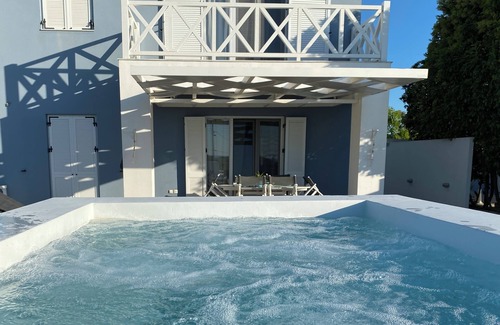 Pyrgos Villa | Villa 1 - Betty's Villas in Leventochori