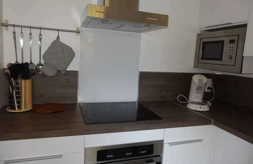 Le Brusc Villa | Villa 100 metres from Port du Brusc, the beach and shops