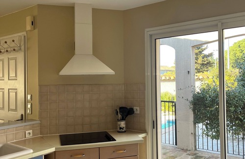 Pomerols Villa | Villa 15 minutes from the beach with private pool. Available for 6 people.