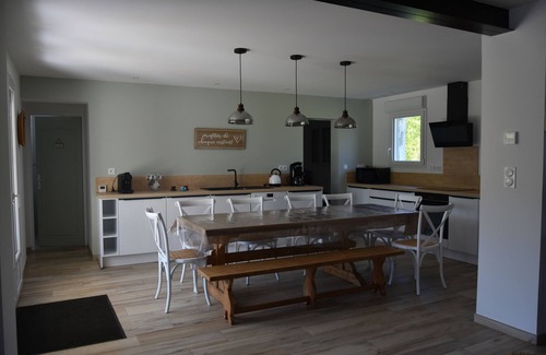 Le Porge House | Villa 1931, air-conditioned, in a quiet location between the pool and the ocean