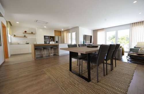 Cossourado Villa | Villa 239 Contemporary Holiday Villa in Ponte de Lima