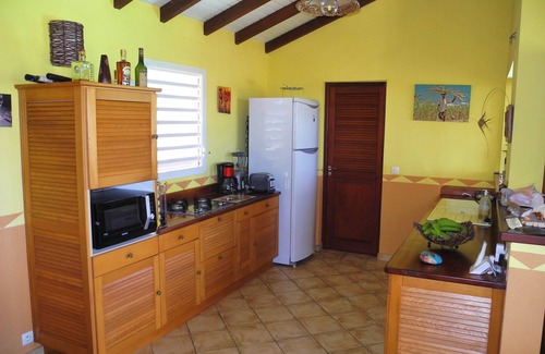 Sainte-Rose Villa | Villa 6/8 persons with swimming pool, panoramic view, 300 m from the beach