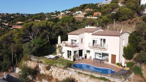 Sa Riera Villa | Villa 8 Couchages Piscine vue Mer