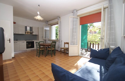 Lido degli Estensi Villa | VILLA A FEW STEPS FROM THE CENTER - VERTICAL VILLA WITH LARGE PRIVATE GARDEN