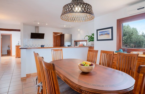 Tias Villa | Villa Abubilla