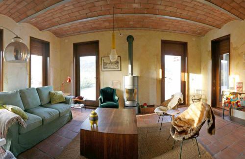 Montescudaio Villa | Villa Acquaviva