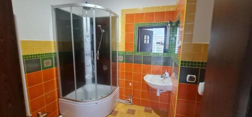 Ciechocinek Apartment | Villa AdaMar - masaże & jacuzzi