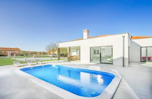 Rogocana Villa | Villa Aida